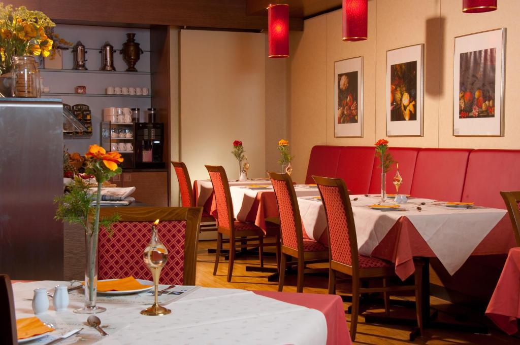 Hotel Restaurant Sonnenhof Weyerbusch Eksteriør billede