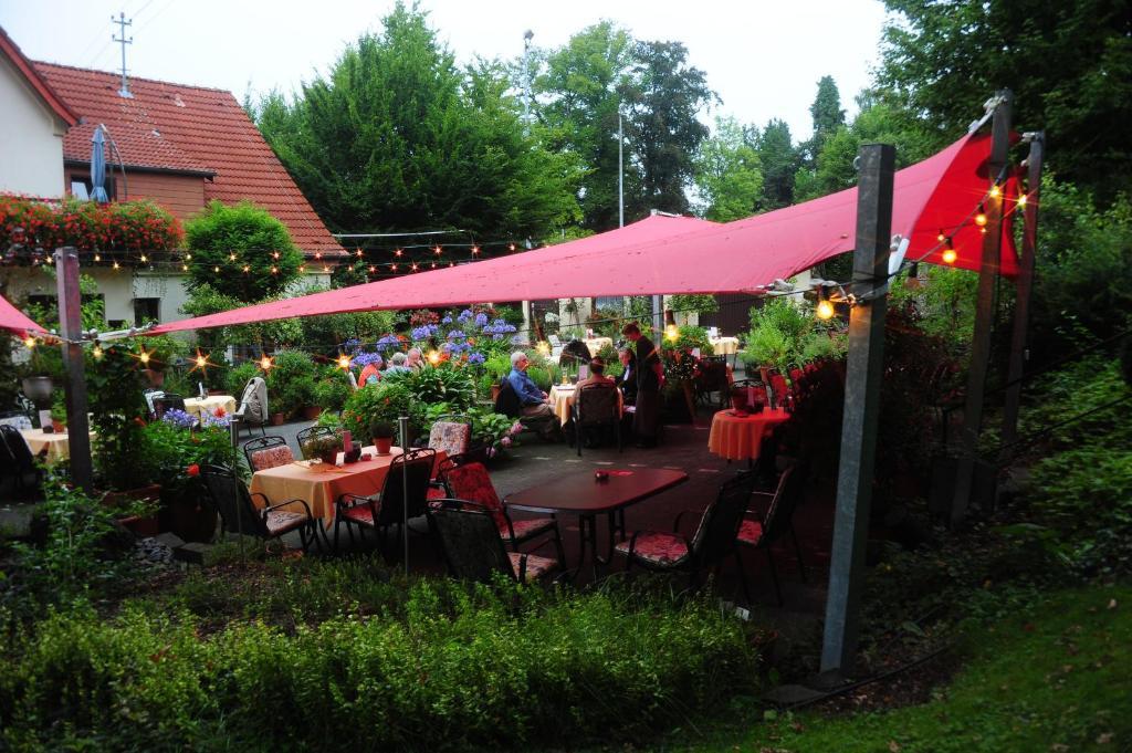 Hotel Restaurant Sonnenhof Weyerbusch Eksteriør billede